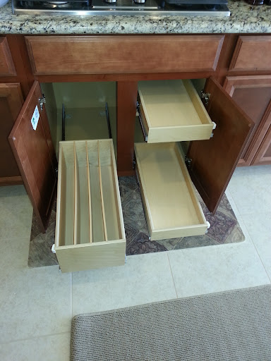 California Roll-Out Shelves Inc.