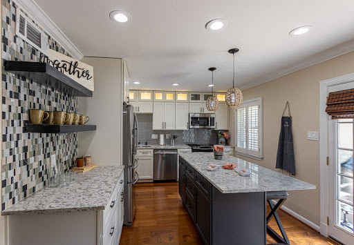 HL REMODELING & CONSTRUCTION INC