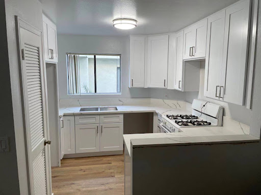 KB Stone and Cabinet Inc