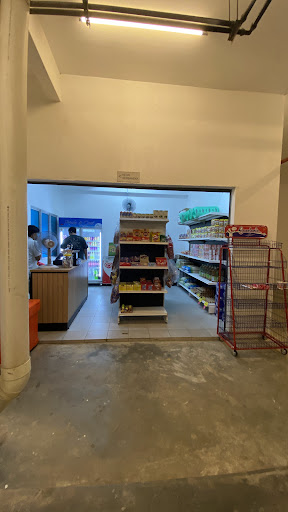 Kedai Serbaneka, Pangsapuri Irina