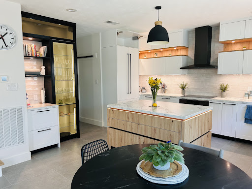 Häcker European Collection - Modern Kitchen & Closet Studio