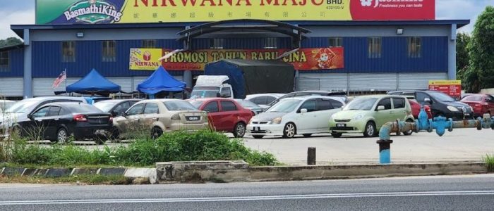 Nirwana Maju: Pemandangan Futuristik Bandar Masa Depan dengan Seni & Teknologi